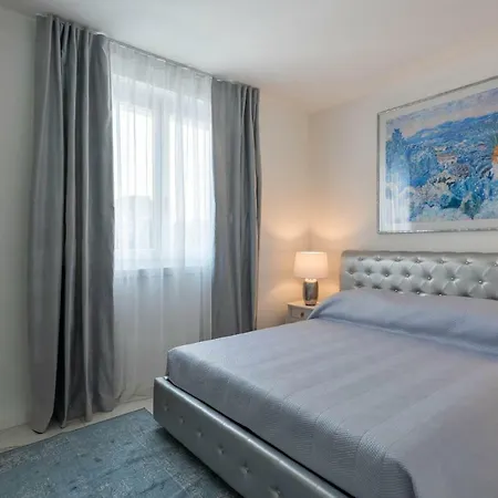 Bianca Luxury * Desenzano del Garda